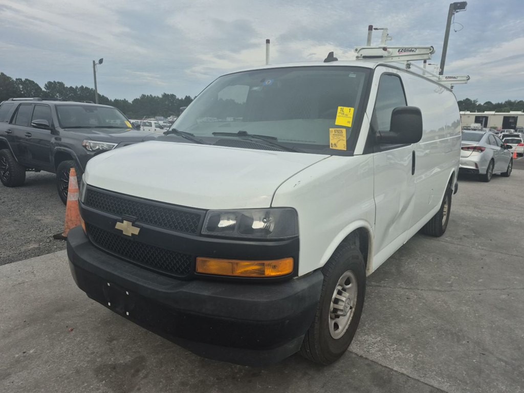 2020 Chevrolet Express Image 4