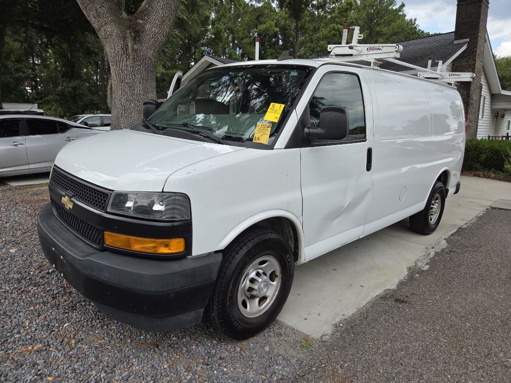 2020 Chevrolet Express Image 10