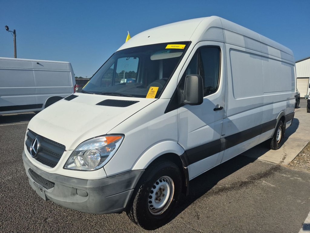 2012 Mercedes-Benz Sprinter Image 4