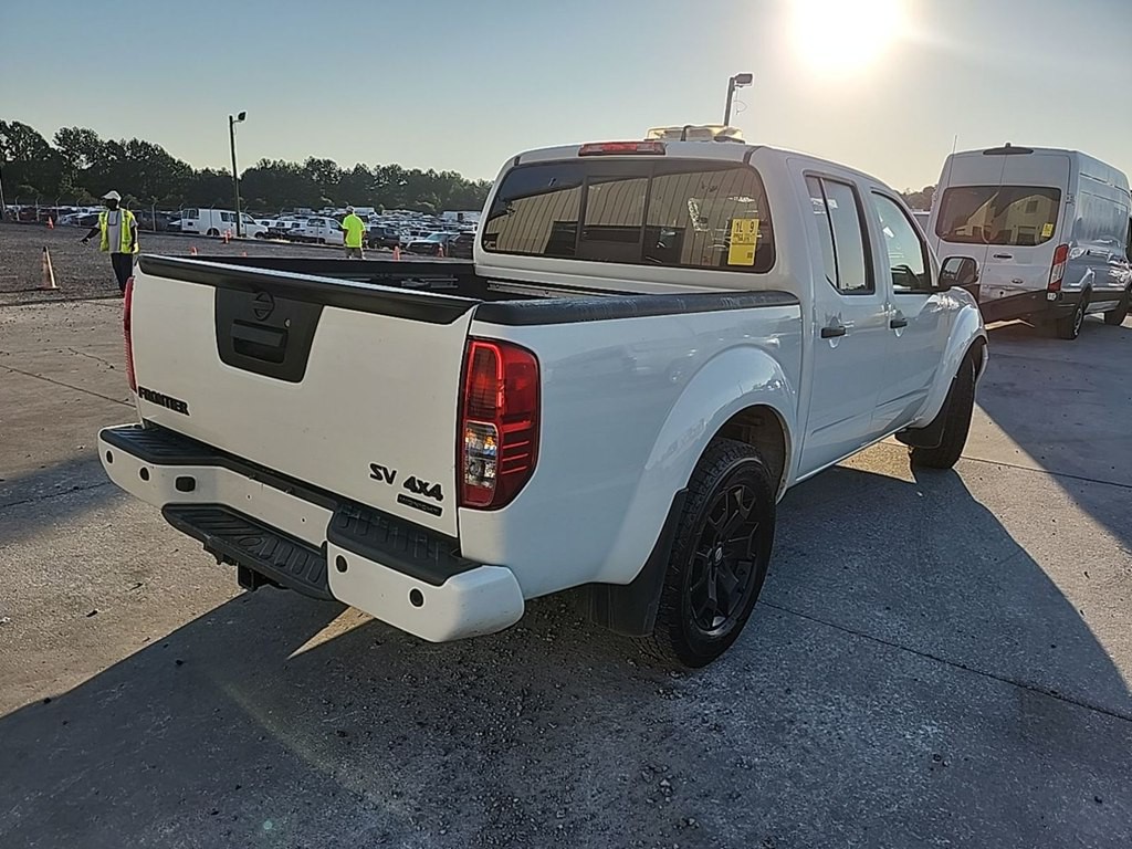 2021 Nissan Frontier Image 1