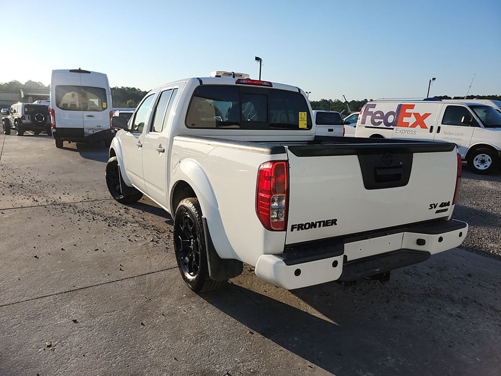 2021 Nissan Frontier Image 2