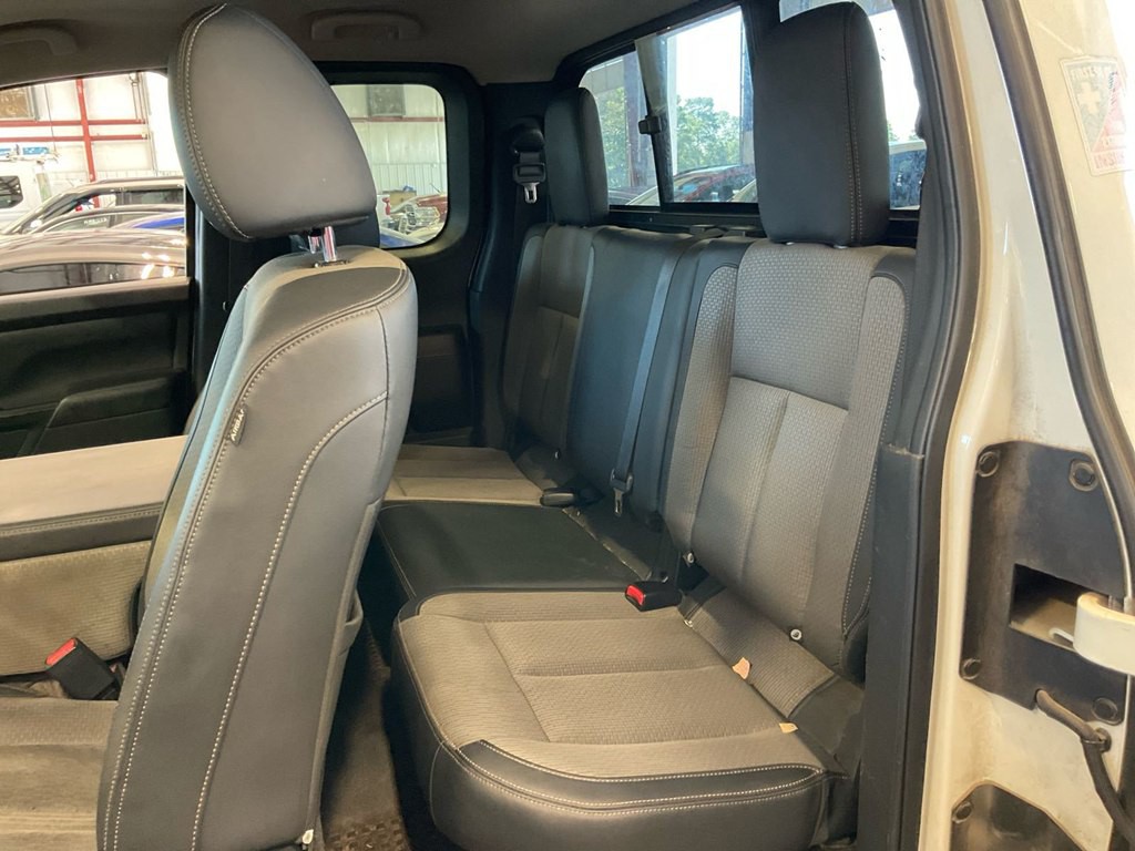 2019 Nissan Titan Image 3