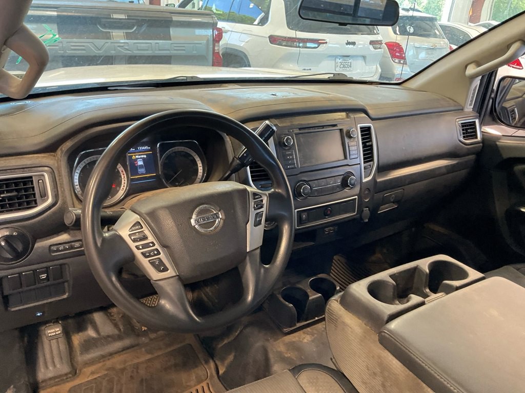 2019 Nissan Titan Image 4