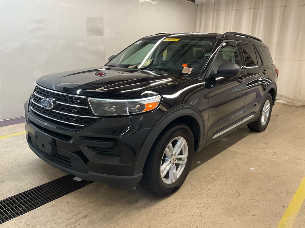 2020 Ford Explorer Image 2