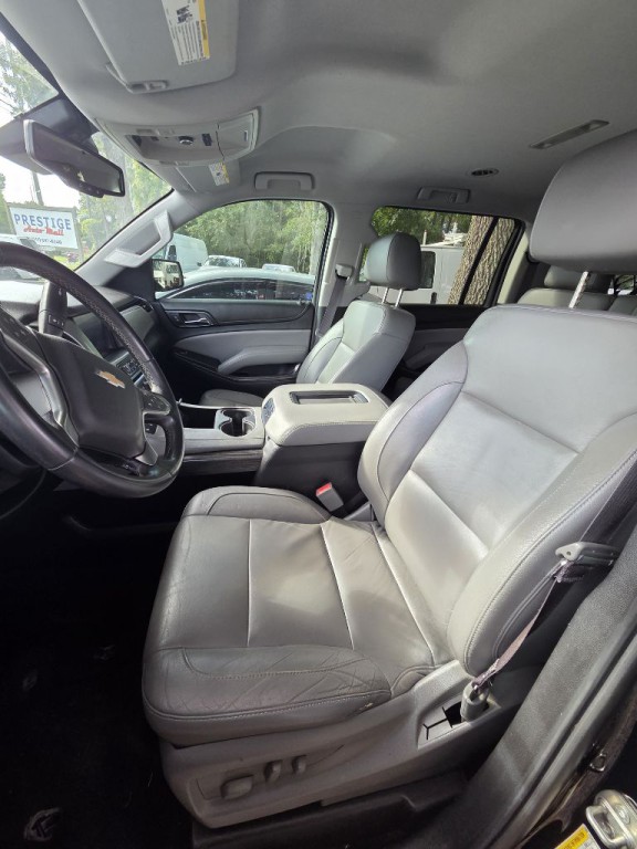 2017 Chevrolet Suburban Image 7