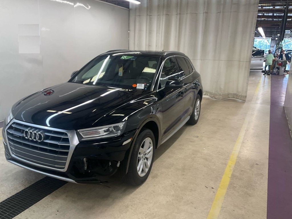 2020 Audi Q5 Image 2