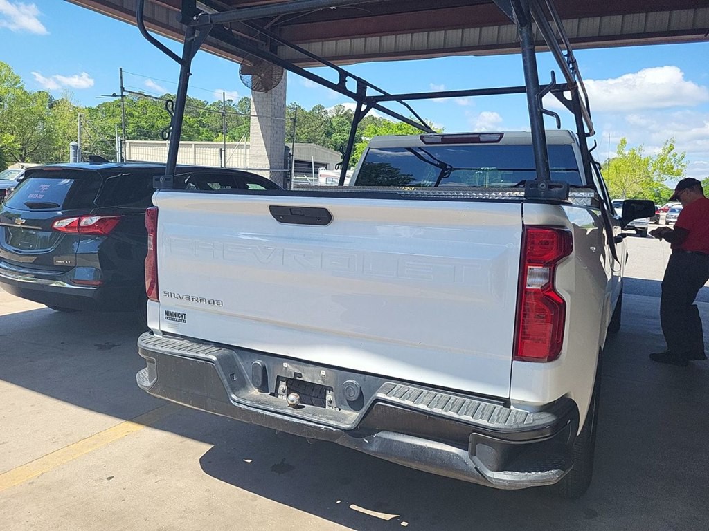 2019 Chevrolet Silverado 1500 Image 3
