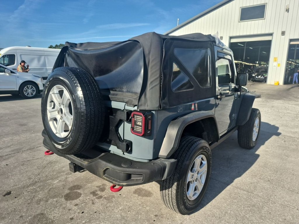 2014 Jeep Wrangler Image 2