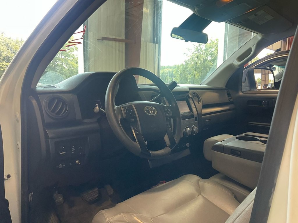 2018 Toyota Tundra Image 3