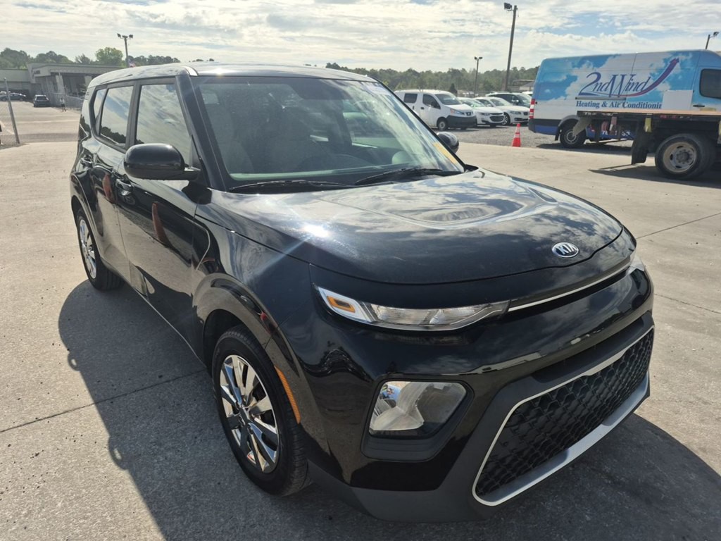 2020 Kia Soul Image 1