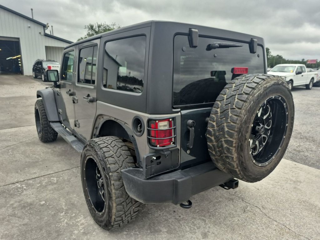 2017 Jeep Wrangler Unlimited Image 3