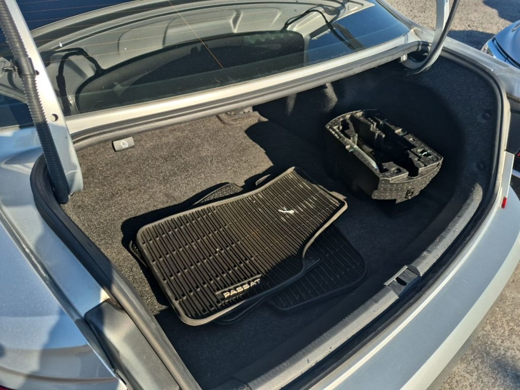 2020 Volkswagen Passat Image 5