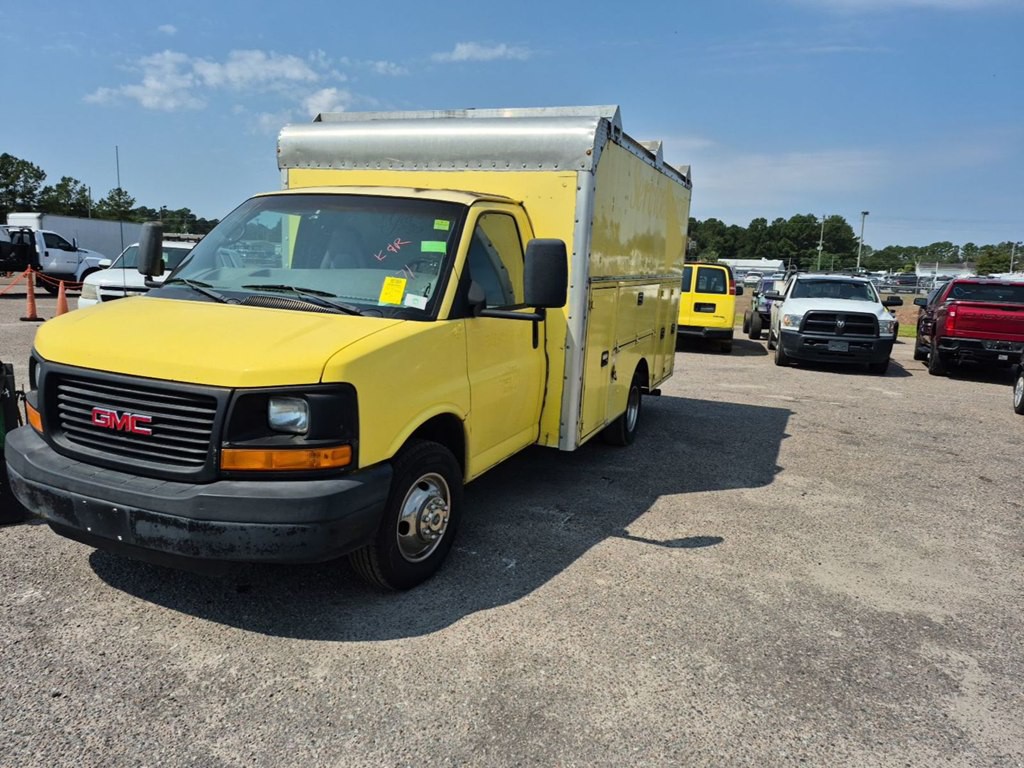 2005 GMC Savana Image 6
