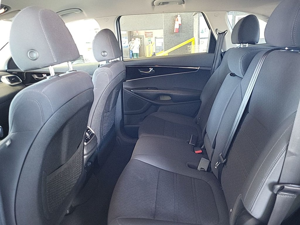2019 Kia Sorento Image 5