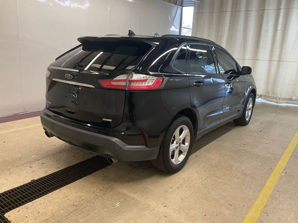 2020 Ford Edge Image 4