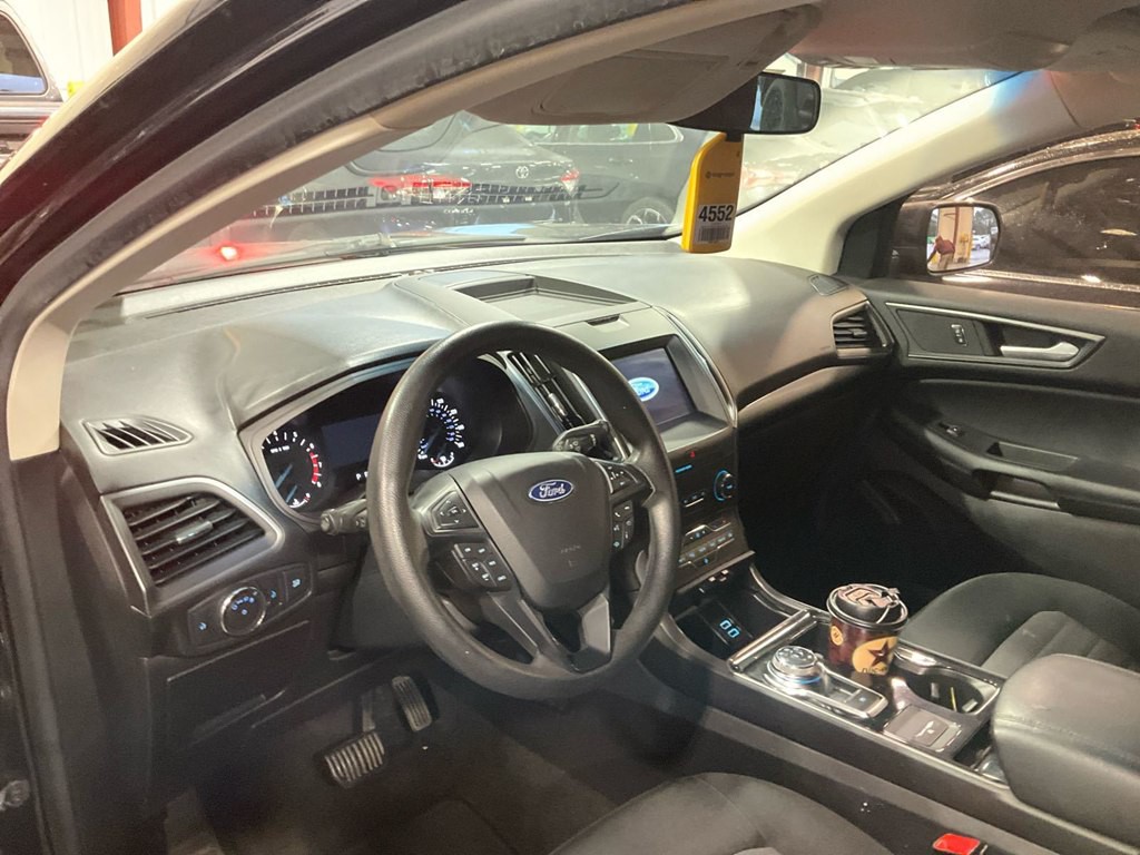 2020 Ford Edge Image 6