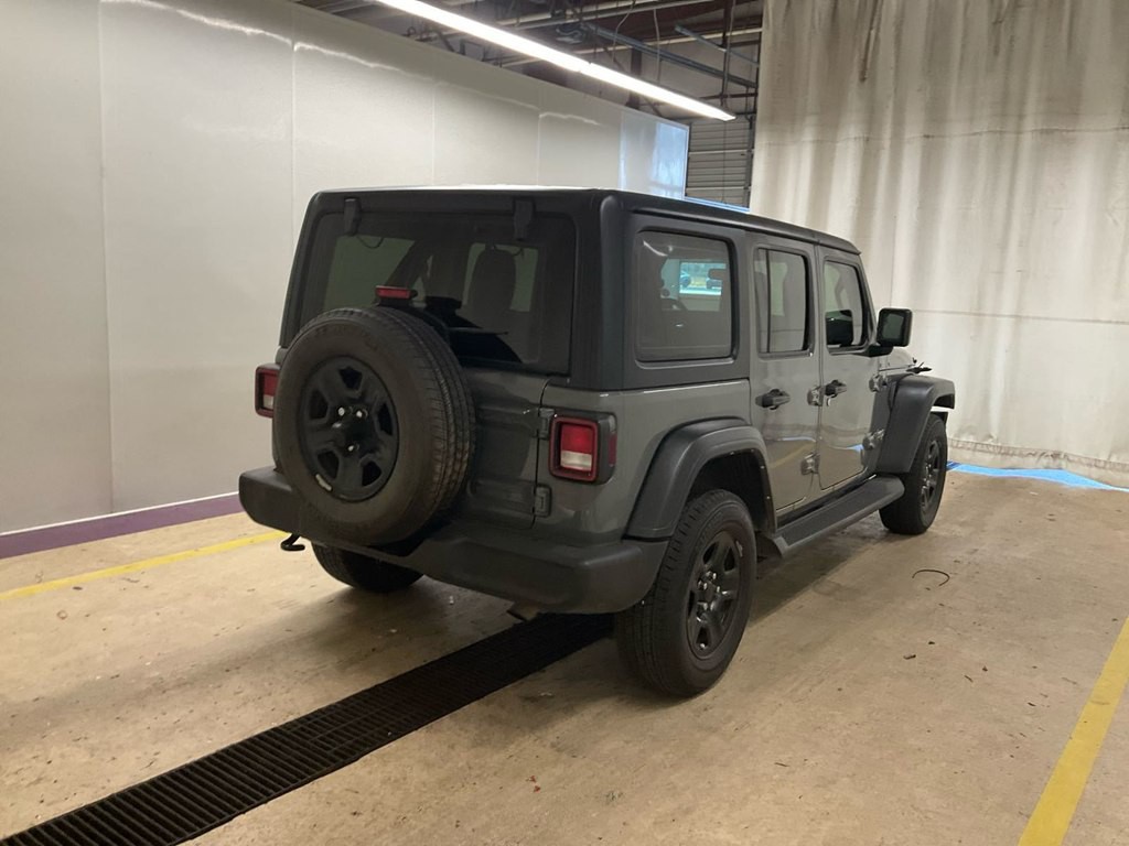 2021 Jeep Wrangler Unlimited Image 3