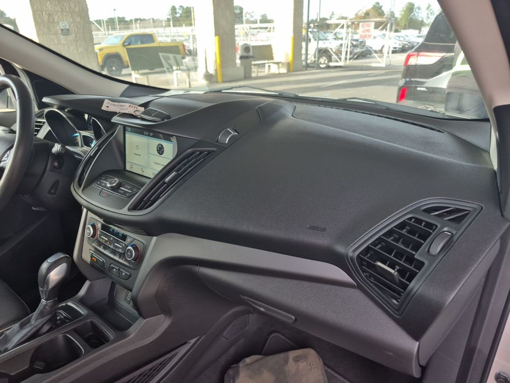 2019 Ford Escape Image 8