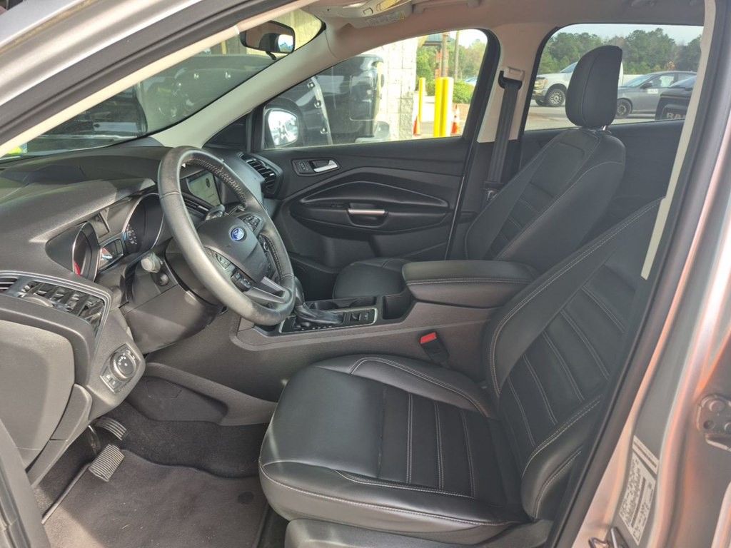 2019 Ford Escape Image 9