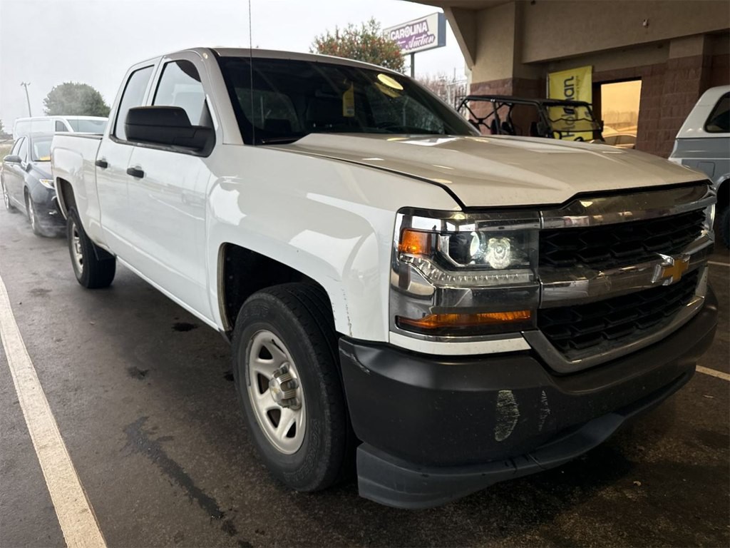 2018 Chevrolet Silverado 1500 Image 1