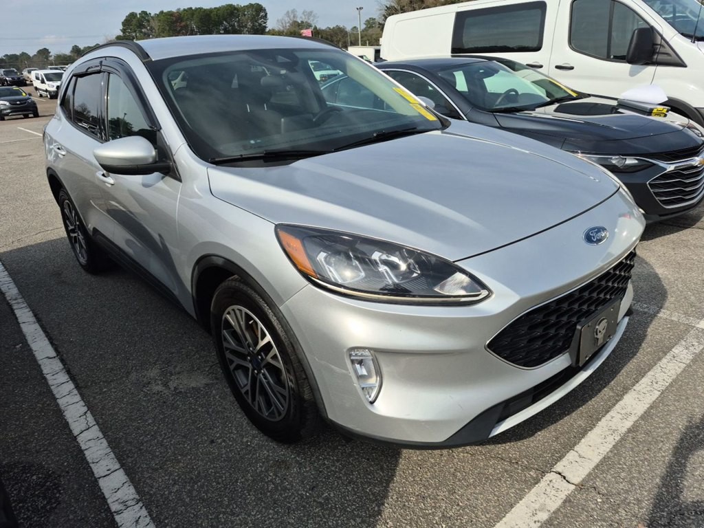 2020 Ford Escape Image 3