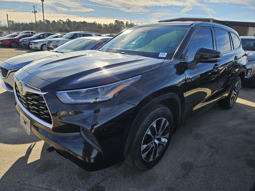 2021 Toyota Highlander Image 1