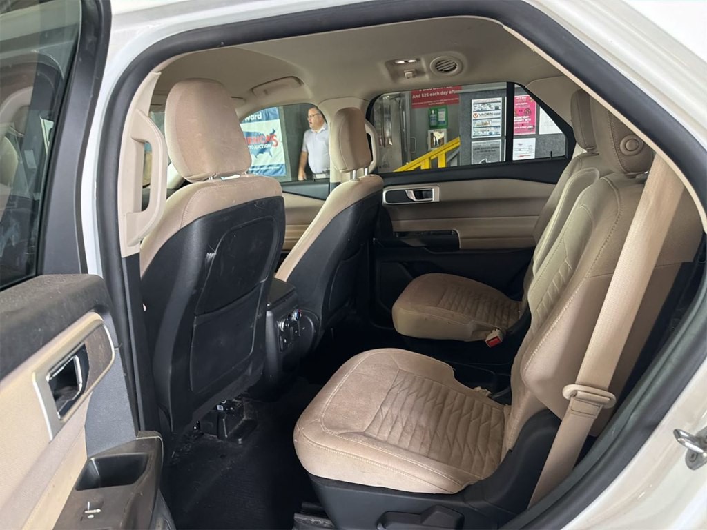 2020 Ford Explorer Image 6