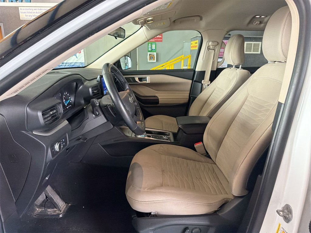 2020 Ford Explorer Image 7