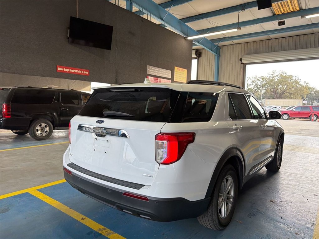 2020 Ford Explorer Image 4