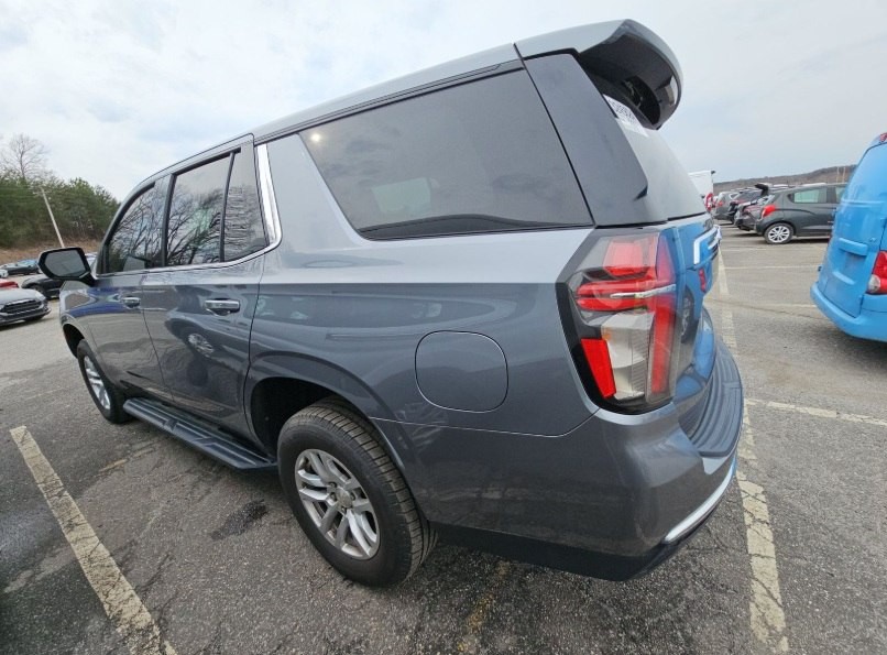 2021 Chevrolet Tahoe Image 2