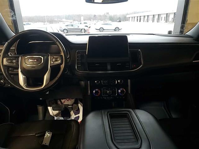 2022 GMC Yukon Image 8