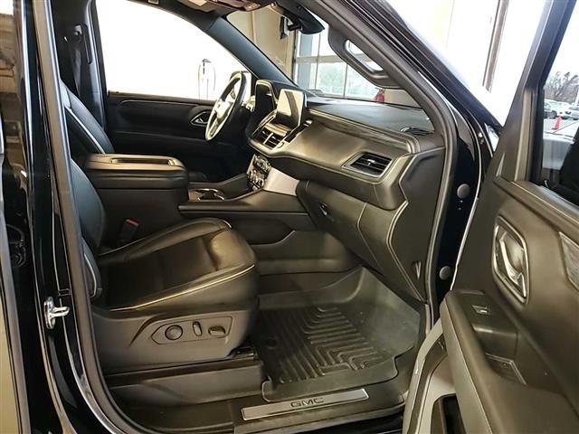 2022 GMC Yukon Image 10