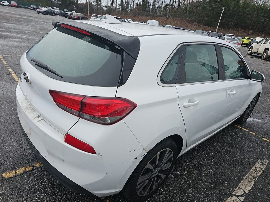 2019 Hyundai Elantra Image 1