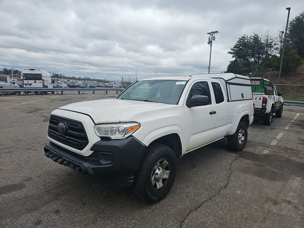 2018 Toyota Tacoma Image 1