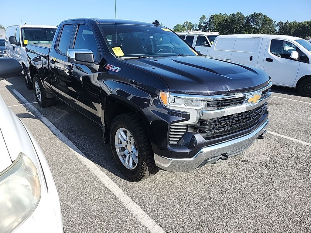2022 Chevrolet Silverado 1500 Image 1