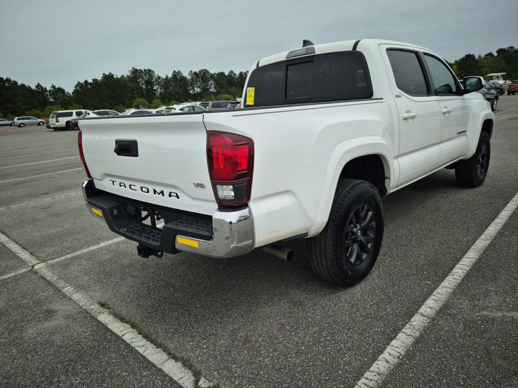 2021 Toyota Tacoma Image 2