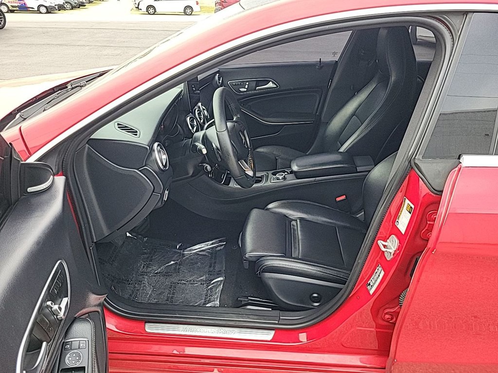 2017 Mercedes-Benz CLA-Class Image 7
