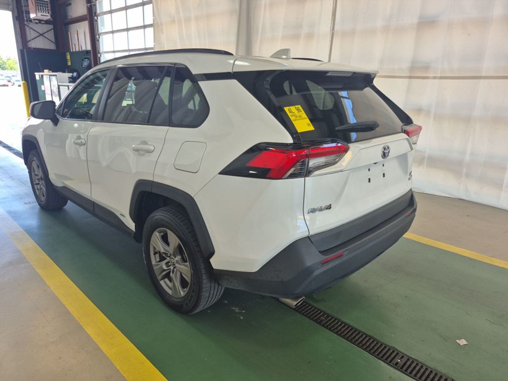 2023 Toyota Rav4 Image 3