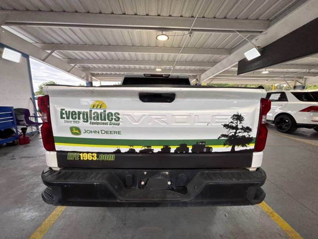2021 Chevrolet Silverado 1500 Image 1