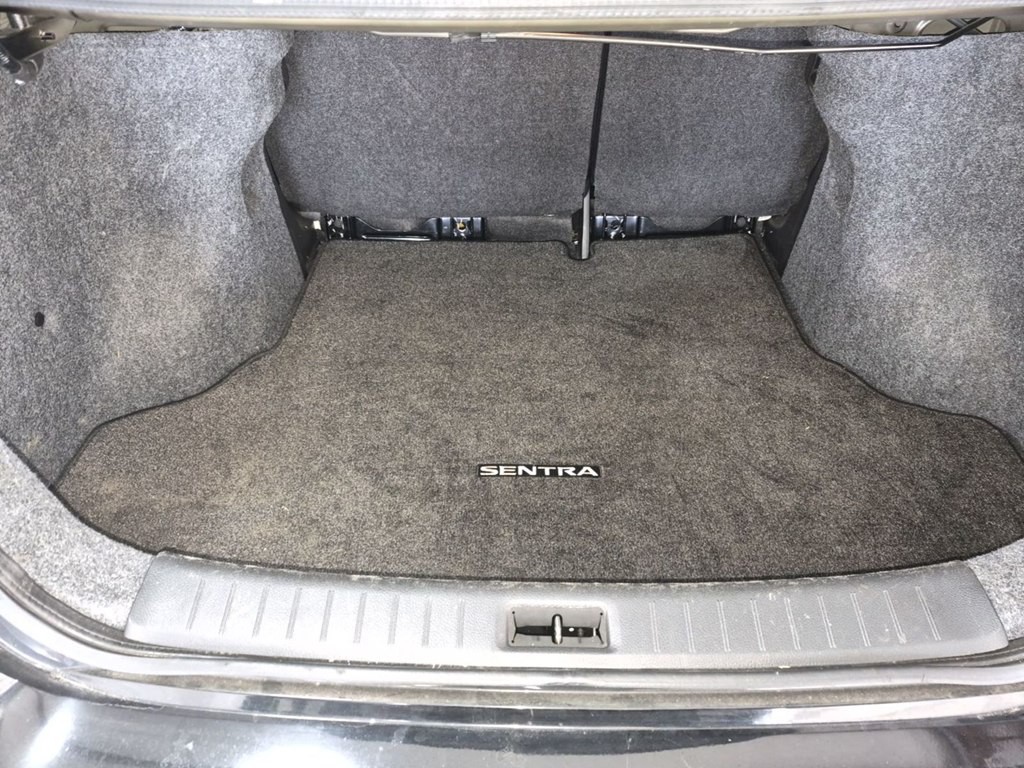2019 Nissan Sentra Image 6
