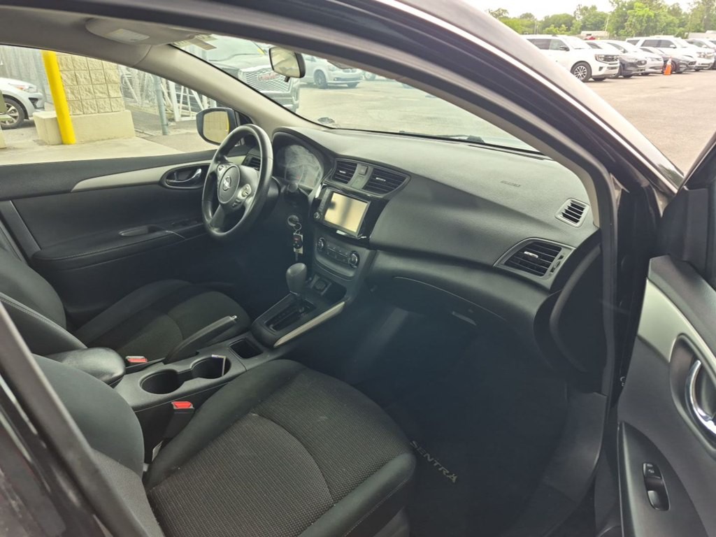 2019 Nissan Sentra Image 8