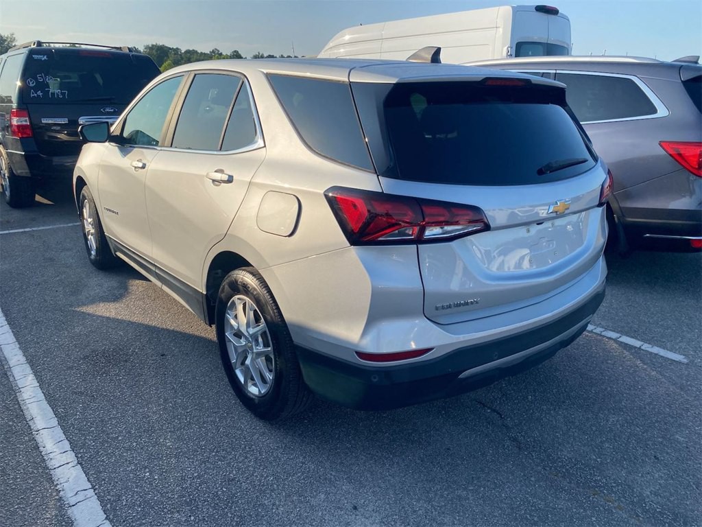 2022 Chevrolet Equinox Image 3