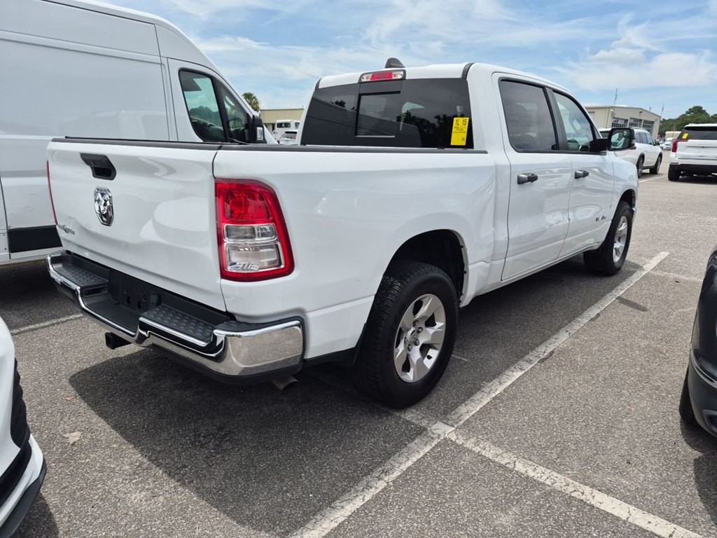 2024 RAM 1500 Image 2