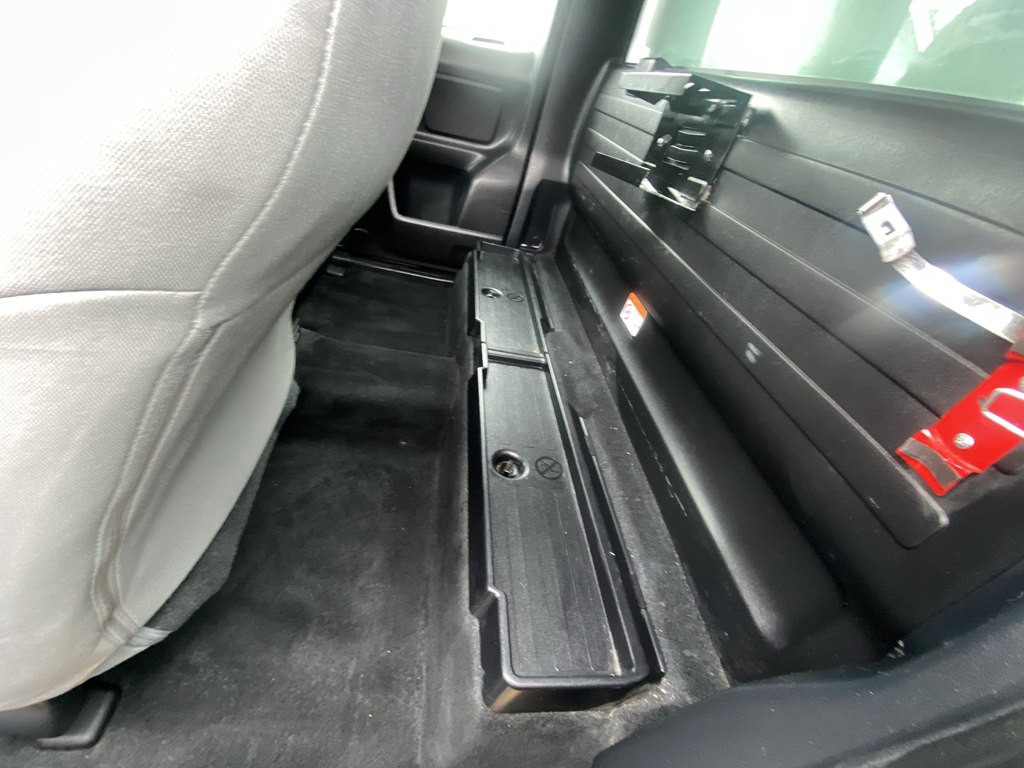 2018 Toyota Tacoma Image 3
