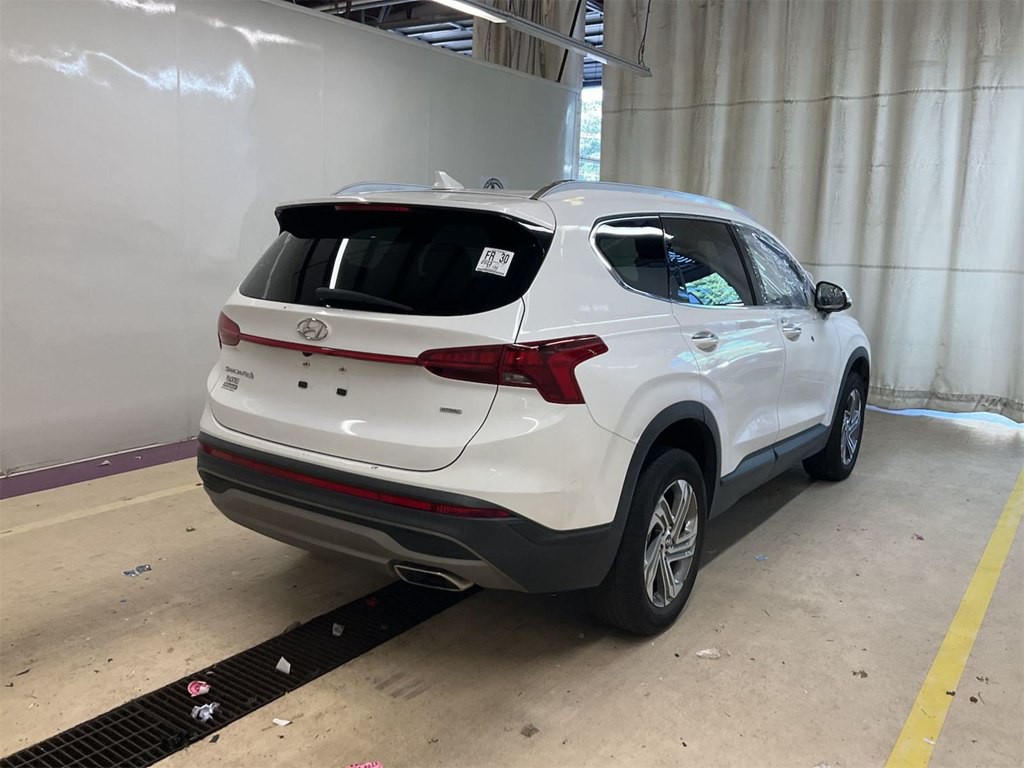 2023 Hyundai Santa Fe Image 3