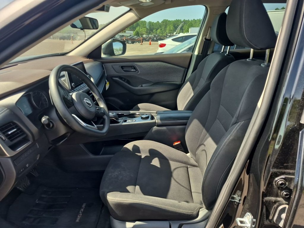 2023 Nissan Rogue Image 8