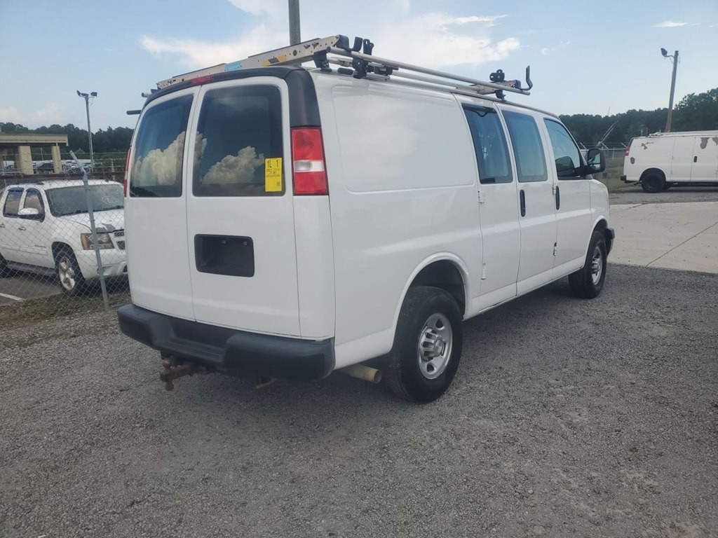 2021 Chevrolet Express Image 2