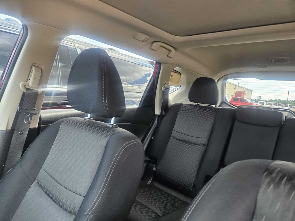 2017 Nissan Rogue Image 7