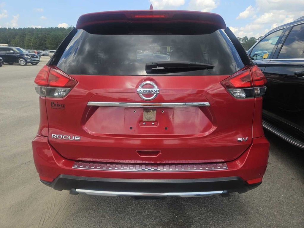 2017 Nissan Rogue Image 8