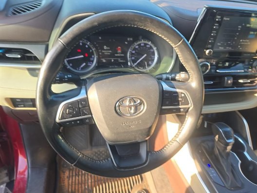 2022 Toyota Highlander Image 11